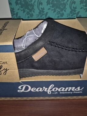 dearfoams Black Men's Slip-On Suede-Style Memory Foam Slipper